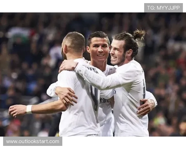 凯恩与本泽马策应能力及进攻组织对比分析