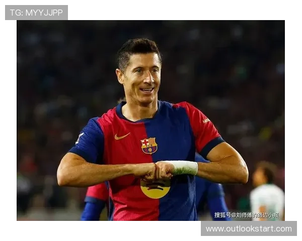 莱万多夫斯基面对顶级中卫表现解析：对抗能力是否足够顶级